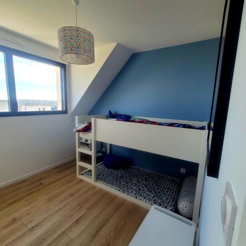 Katil atau katil-katil dalam bilik di Comme à la maison ! 4 chambres, vue mer