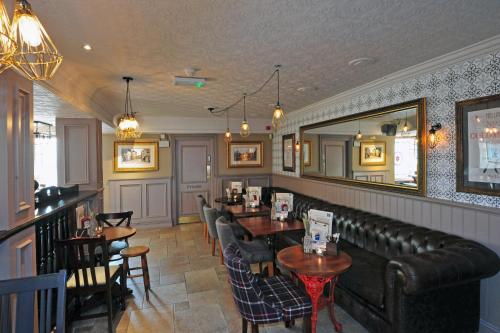 Et opholdsområde på The White Hart Inn by Greene King Inns