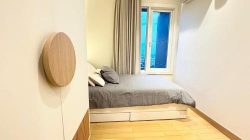 Katil atau katil-katil dalam bilik di Luxury 2BR Thonglor Pool Sauna