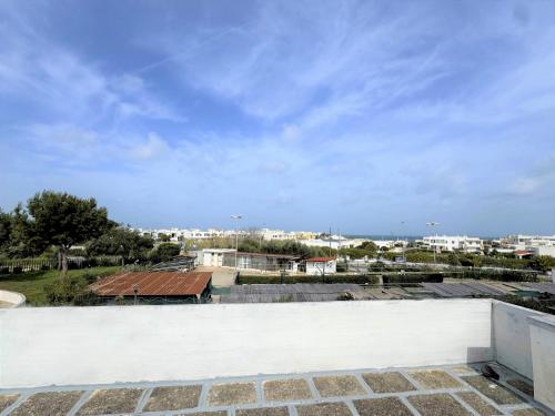 una vista desde el tejado de un edificio en Villa del Moro - Ostuni - Beach & Relax, en Villanova di Ostuni