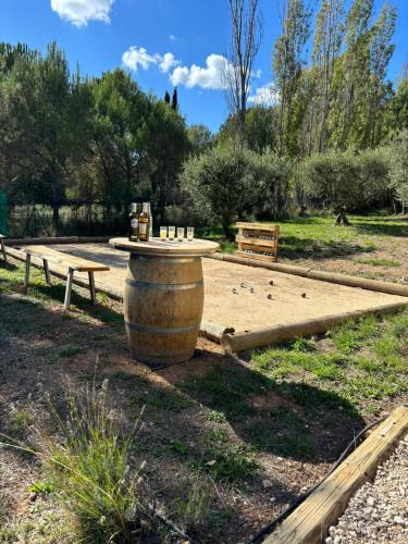Photo de la galerie de l'établissement Maison calme 8pers au pied des collines Varoises, à Saint-Zacharie