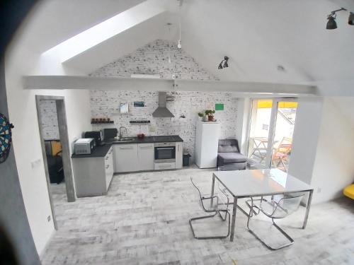 8x8 Tetőtér Apartman