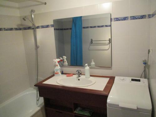 A bathroom at Maison