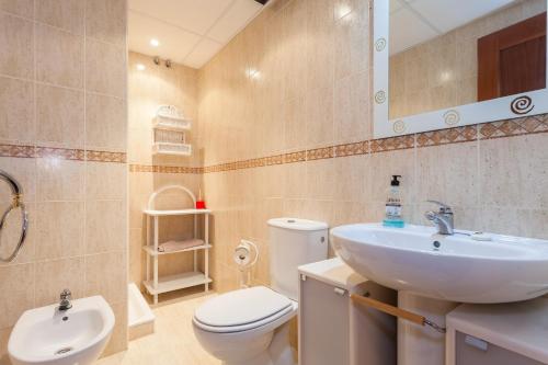 Koupelna v ubytování Divi Apartments Costa Ballena