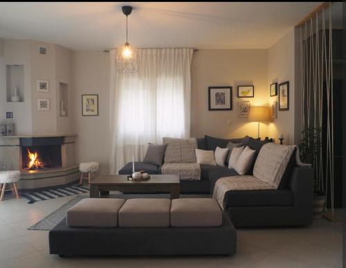 Nicki's cozy apartment!