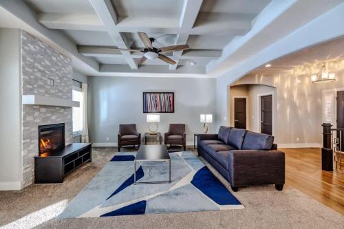 Posezení v ubytování Luxury Retreat- Modern 5BR Ranch in Bennington