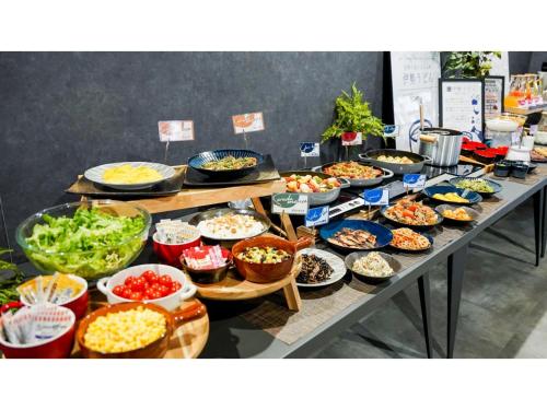 Makanan di atau berdekatan hotel