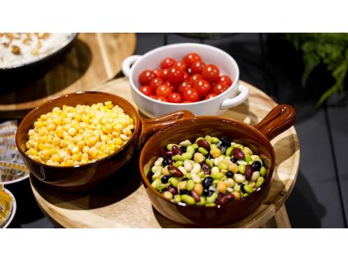 Makanan di atau berdekatan hotel