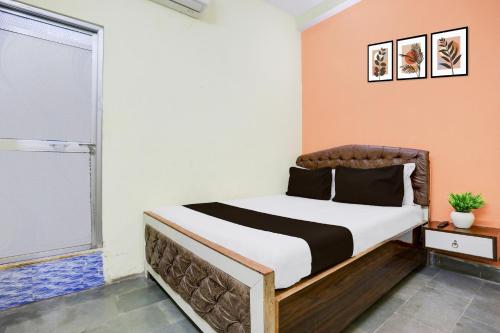Gallery image of Hotel O Holiday Guest House in Gulzārbāgh
