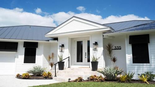 Το κτήριο όπου στεγάζεται  η παραθεριστική κατοικία