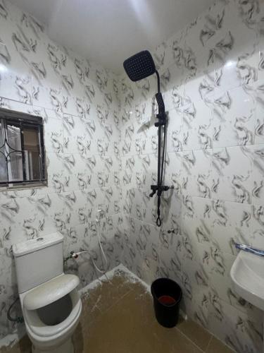 Ένα μπάνιο στο Cee&Tee BG ABK 1 Bedroom Flat-1Bed 247 Electricity