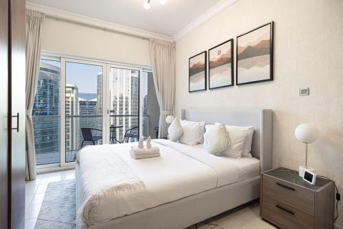3005 Lake View Studio near Marina with Pool and Gym