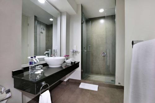 Koupelna v ubytování Aston Bogor Hotel and Resort