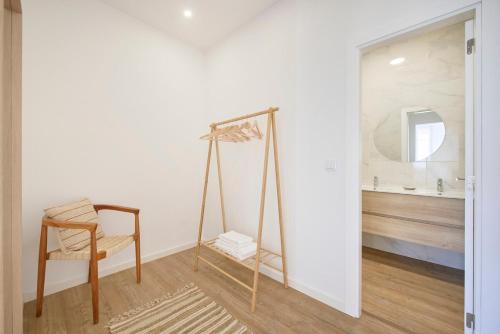Beachside Deluxe Terrace Apts, by TimeCooler