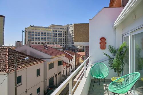 Beachside Deluxe Terrace Apts, by TimeCooler