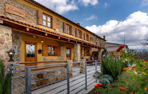 Apartments with parking space Lopar, Rab - 23958