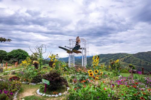 Jardín al aire libre en Los Nevados Ecolodge