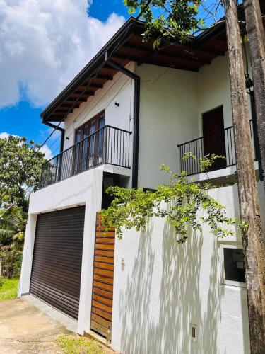 Gallery image of Home away from Home in Sri Jayewardenepura Kotte