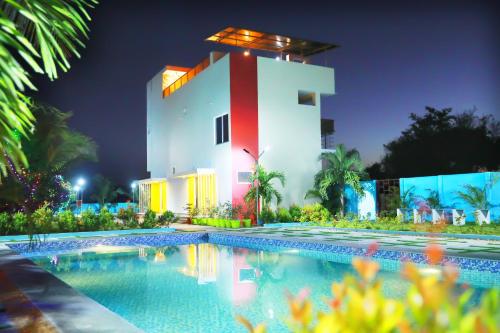 Kolam renang di atau dekat dengan VILLAGE PARK ecr