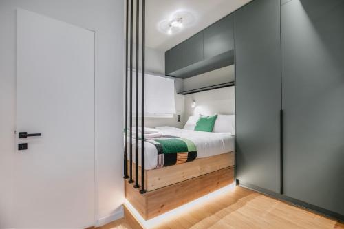 Lyndon Deluxe Studio - Athens Modern Escape