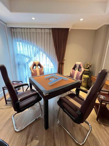 Χώρος καθιστικού στο Royal Phoenix Hotel Bac Ninh