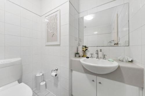 Ένα μπάνιο στο Seascape on Seaview - 1 Bedroom
