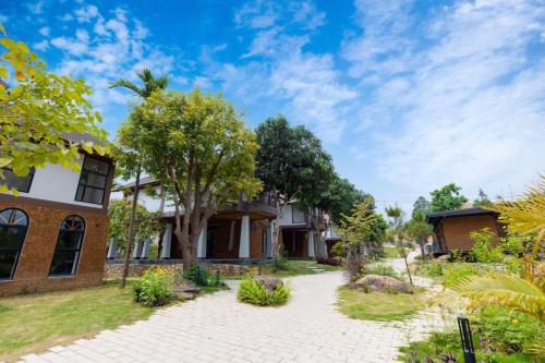 an image of a house at Thang Mây Village - Ba Vì in Ba Vì