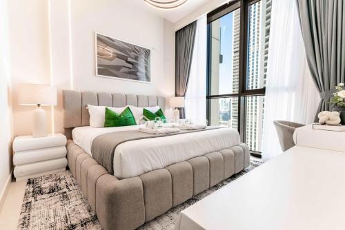 Luxurious Furnishing Direct Access to Dubai Mall