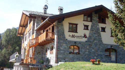 Gallery image of Residence Les Myosotis in Champoluc