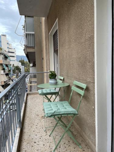Spacious apartment near Panormou metro