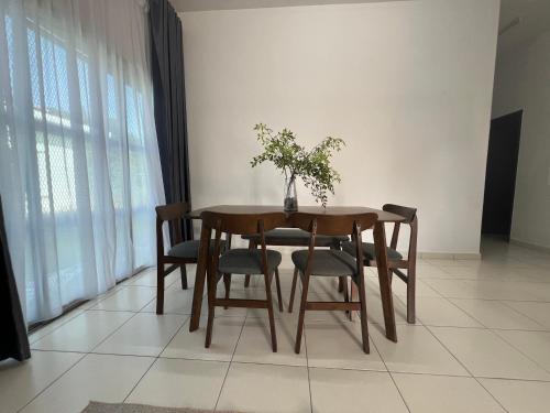 Fotografie z fotogalerie ubytování RUMAH EMBUN - Near KLIA Airport v destinaci Sepang