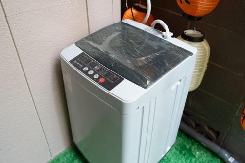 东京下架Ti王102整套私人独立卫浴厨房 洗衣机 车站步行5分钟 上野站地铁直达的相册照片