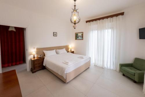 Postel nebo postele na pokoji v ubytování Casa Pitara - apartment in vila