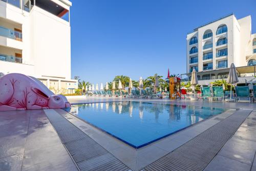 Kolam renang di atau dekat dengan INFINITY BY YELKEN AQUAPARK&RESORTS KUŞADASI