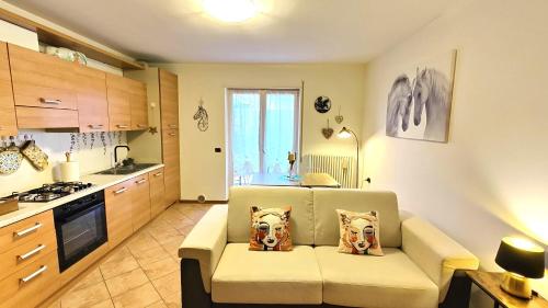 Η κουζίνα ή μικρή κουζίνα στο Romy House