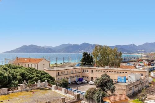 Cannes Beach - Vue Mer-Plage-Piscine-Clim-Wifi