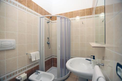 Ένα μπάνιο στο Residence Club Solemare