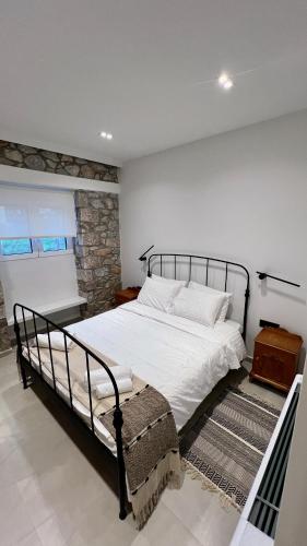 Aeolian One-Bedroom Apartment