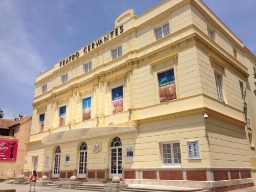 Great Location in Old Town