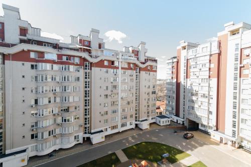 El edificio en el que está el departamento