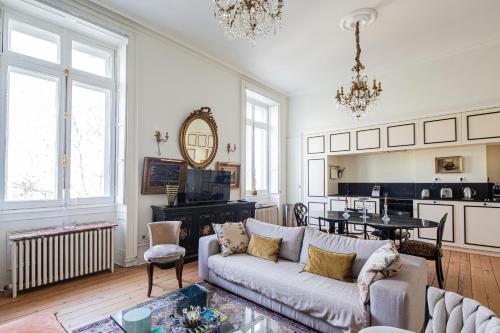 Élégance et Luxe au Cœur de Bordeaux-Quinconces