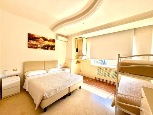 Simon's Guest House Rome