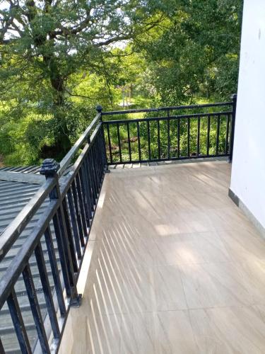 Balkón nebo terasa v ubytování Royal Hotel