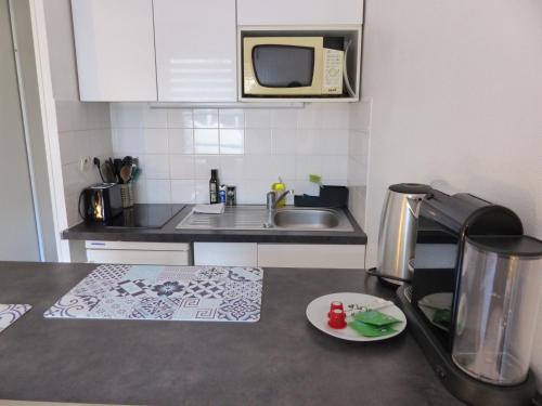 Photo de la galerie de l'établissement ST Clement Studio centre-ville avec parking, à Nantes