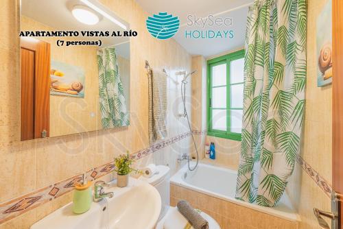 Skysea Holidays Malaga Centro frente al Rio