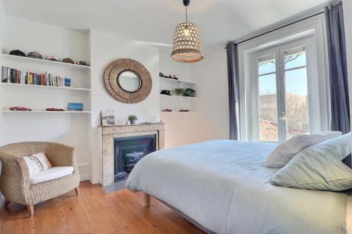 Escape and Charm in La Croix-Rousse Stunning One-Bedroom Apartment for an