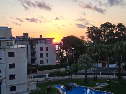 Bazén v ubytování Duplex avec Piscine-Padel-Plage-Wifi-Parking nebo v jeho okolí