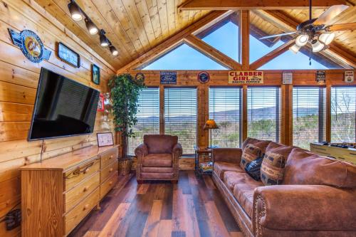 Royal Vista Lodge by Eden Crest photo 58