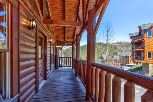 Royal Vista Lodge by Eden Crest photo 59
