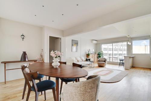 Exceptionnel 3P 100m2 - luxe & lumière face parc Monceau